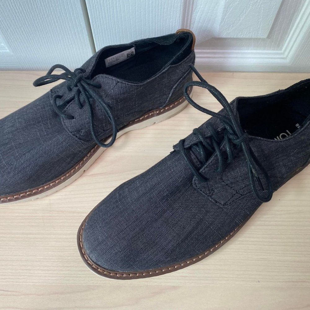 TOMS Men's Oxford Navi Black Gray Denim Lace-Up Sneaker Shoe sz 8 NWOB Hipster